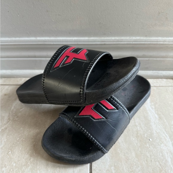 Faze Clan Slides - Picture 1 of 6
